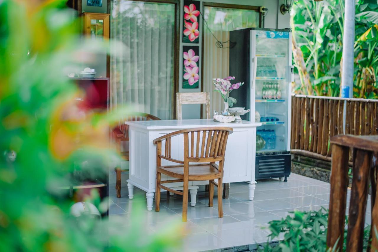 Mertasari Bungalows Ped 外观 照片