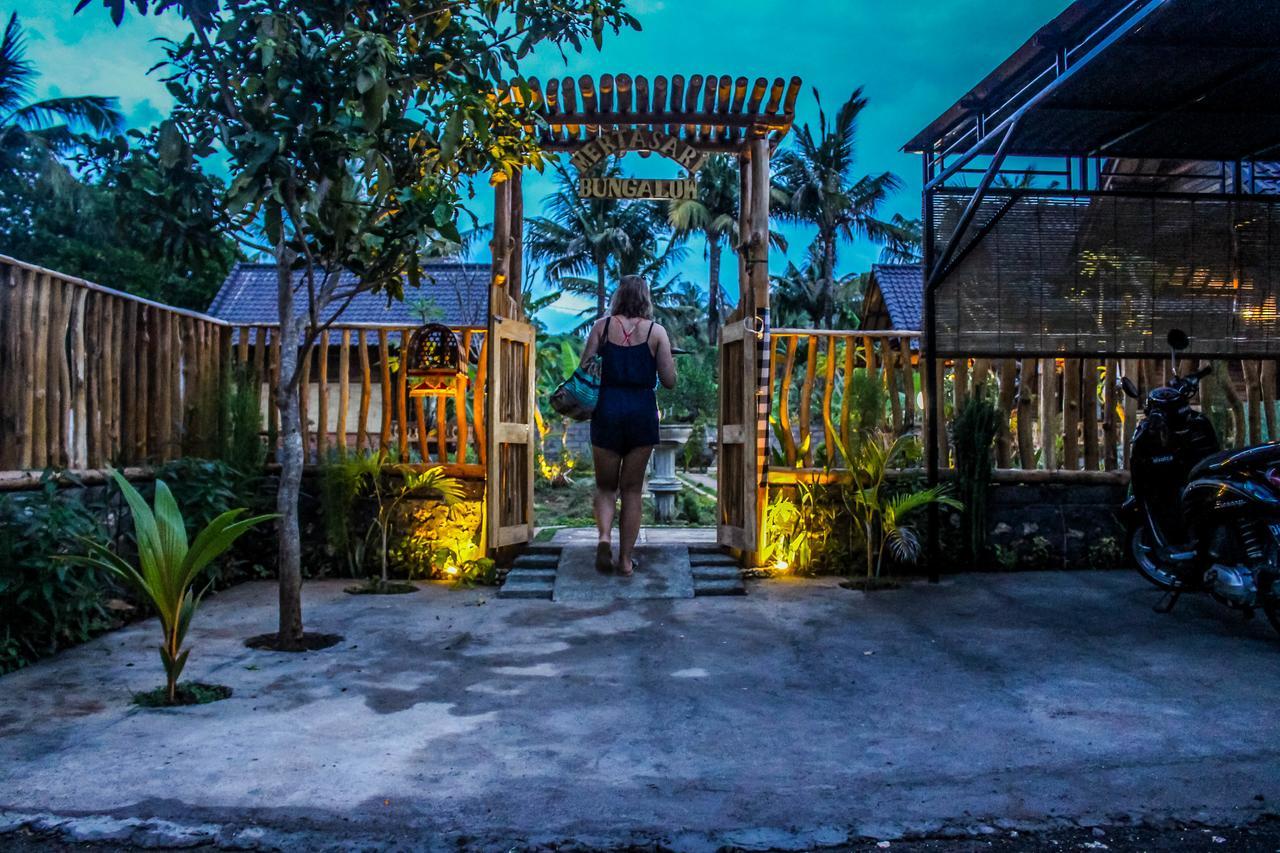 Mertasari Bungalows Ped 外观 照片