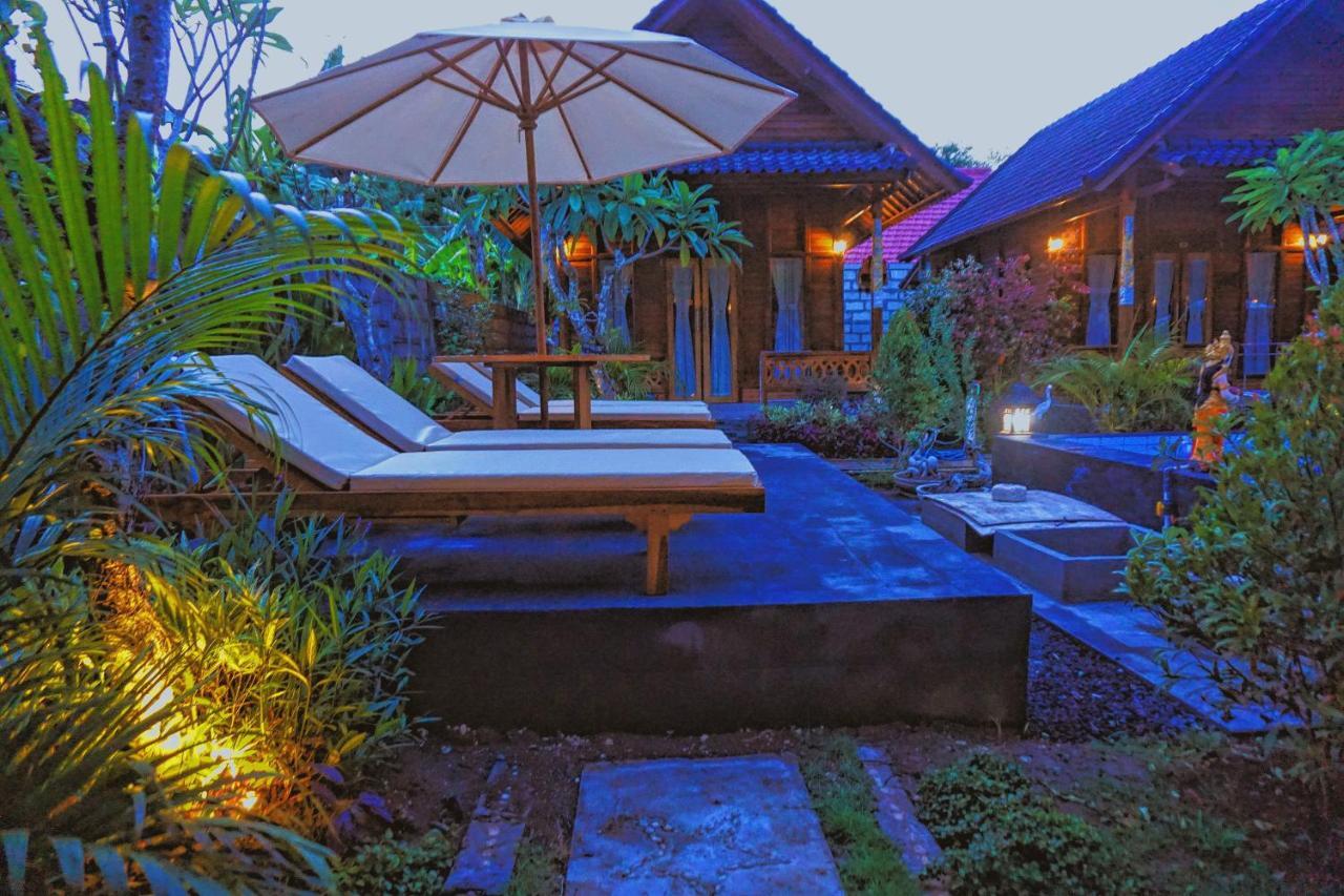 Mertasari Bungalows Ped 外观 照片
